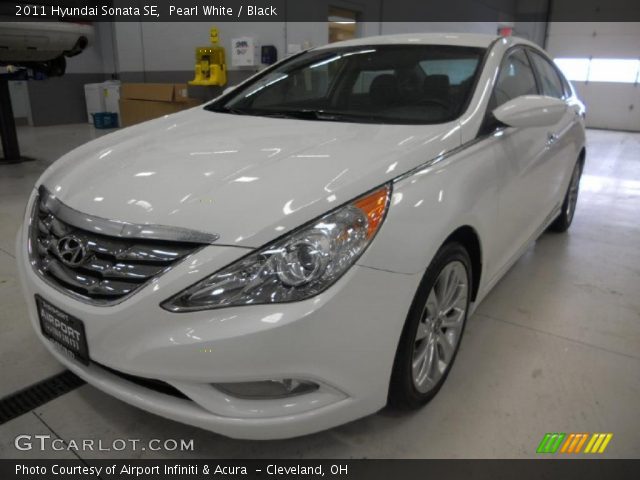 2011 Hyundai Sonata SE in Pearl White