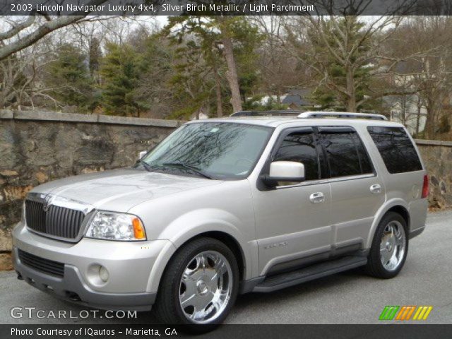 2003 Lincoln Navigator Luxury 4x4 in Silver Birch Metallic