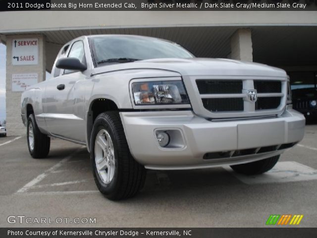 2011 Dodge Dakota Big Horn Extended Cab in Bright Silver Metallic