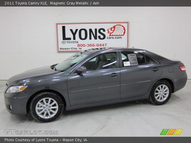 2011 Toyota Camry XLE in Magnetic Gray Metallic