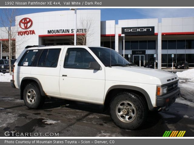 1992 Nissan Pathfinder XE 4x4 in Vail White