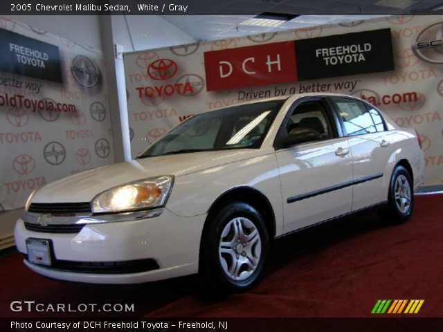2005 Chevrolet Malibu Sedan in White