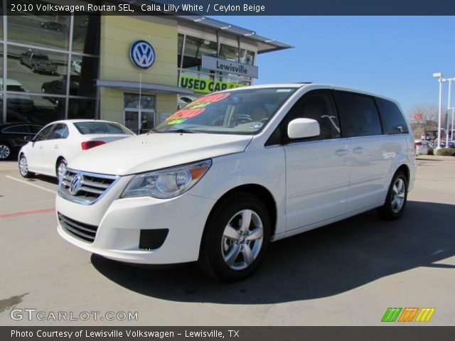 2010 Volkswagen Routan SEL in Calla Lilly White