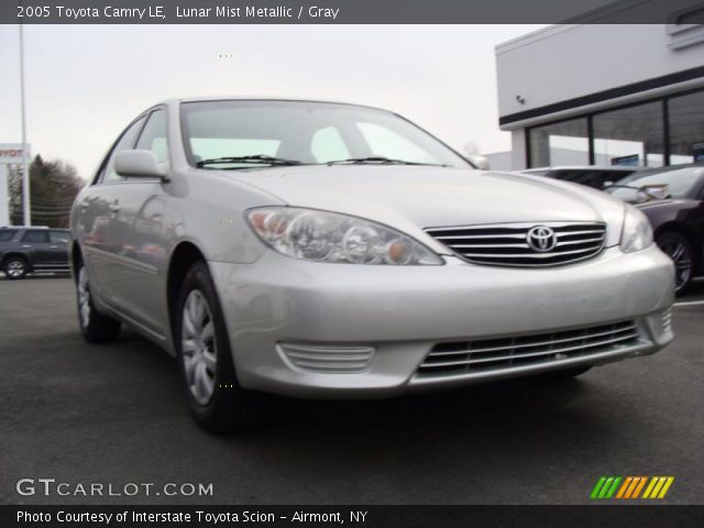 2005 Toyota Camry LE in Lunar Mist Metallic