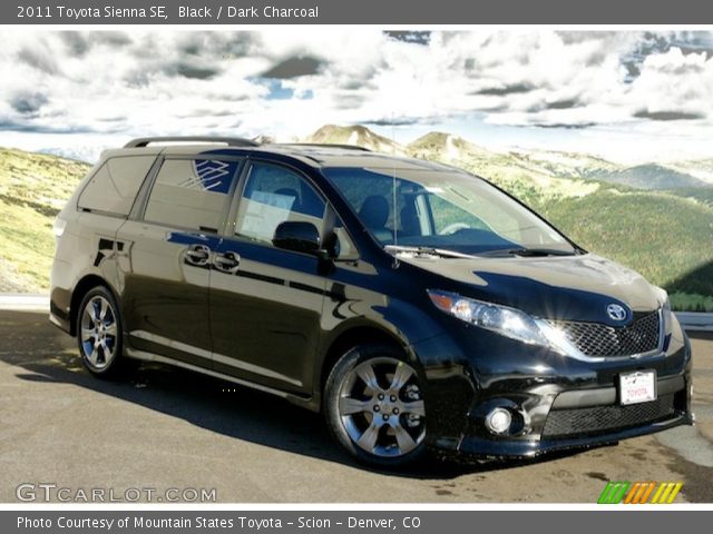 2011 Toyota Sienna SE in Black