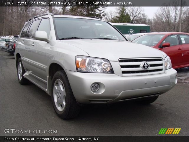 2007 Toyota Highlander Limited 4WD in Millenium Silver Metallic