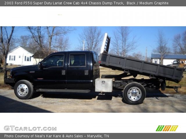 2003 Ford F550 Super Duty Lariat Crew Cab 4x4 Chassis Dump Truck in Black