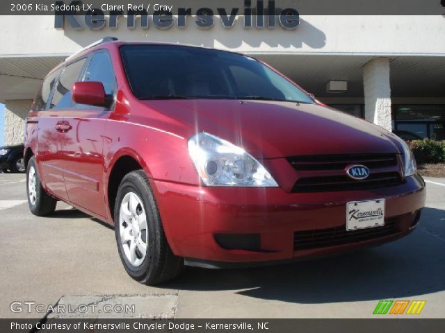 2006 Kia Sedona LX in Claret Red