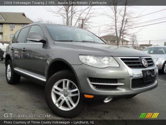 2009 Volkswagen Touareg 2 VR6 in Alaska Grey Metallic