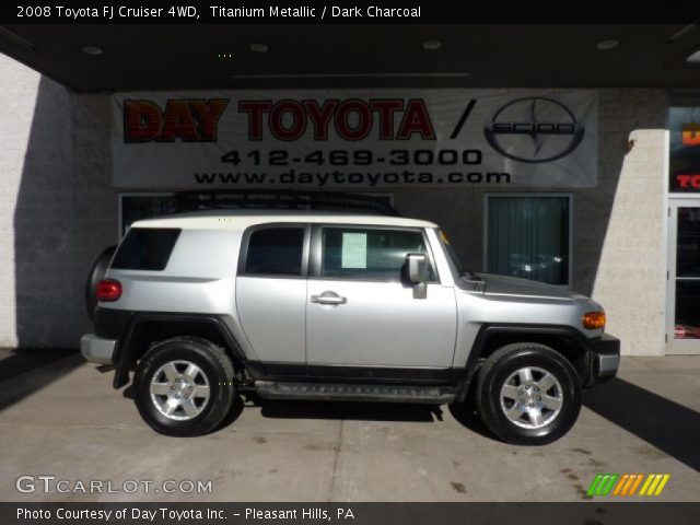 2008 Toyota FJ Cruiser 4WD in Titanium Metallic