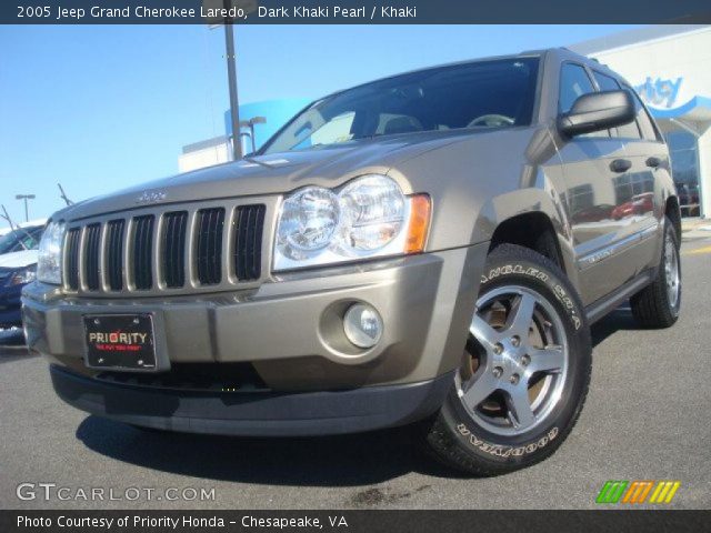 2005 Jeep Grand Cherokee Laredo in Dark Khaki Pearl