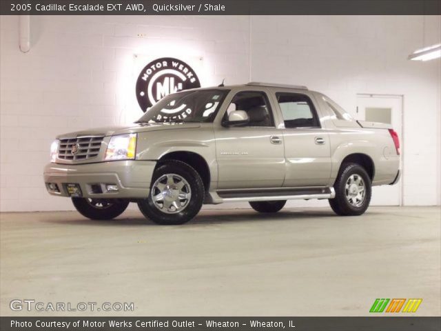 2005 Cadillac Escalade EXT AWD in Quicksilver