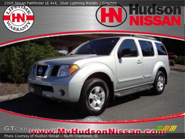 2006 Nissan Pathfinder LE 4x4 in Silver Lightning Metallic