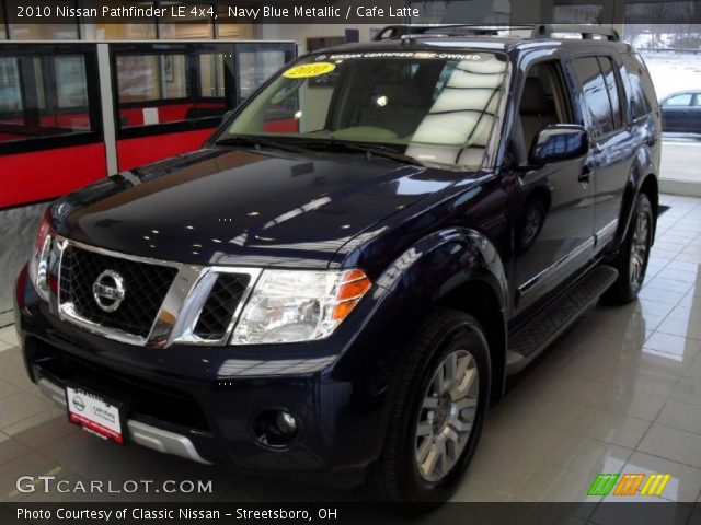 2010 Nissan Pathfinder LE 4x4 in Navy Blue Metallic