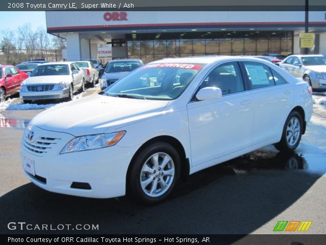 2008 Toyota Camry LE in Super White