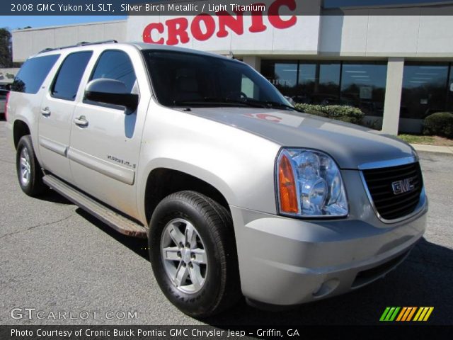 2008 GMC Yukon XL SLT in Silver Birch Metallic