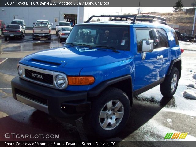2007 Toyota FJ Cruiser 4WD in Voodoo Blue