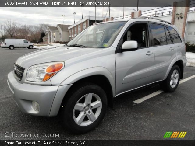 2005 Toyota RAV4 4WD in Titanium Metallic