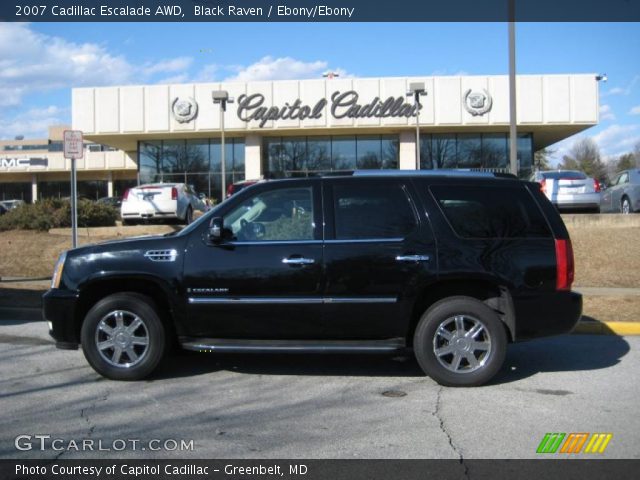 2007 Cadillac Escalade AWD in Black Raven