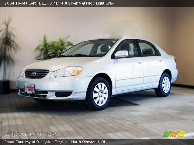 2004 Toyota Corolla LE in Lunar Mist Silver Metallic