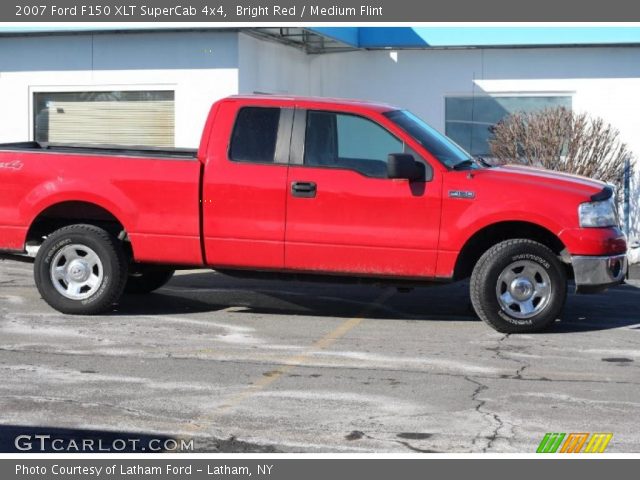 2007 Ford F150 XLT SuperCab 4x4 in Bright Red