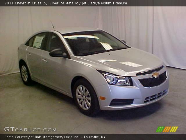 2011 Chevrolet Cruze LS in Silver Ice Metallic