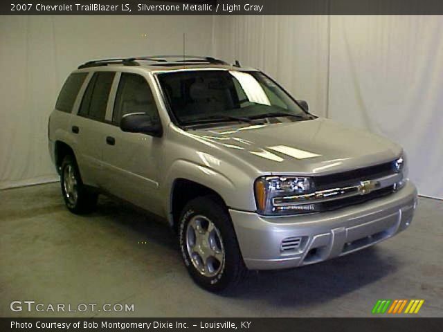 2007 Chevrolet TrailBlazer LS in Silverstone Metallic