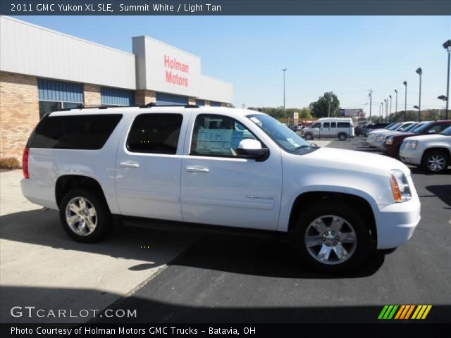 2011 GMC Yukon XL SLE in Summit White