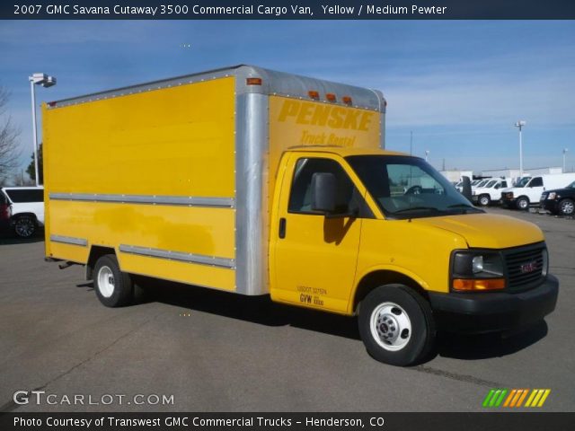 2007 GMC Savana Cutaway 3500 Commercial Cargo Van in Yellow