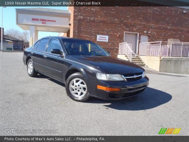 1999 Nissan Maxima GLE in Super Black