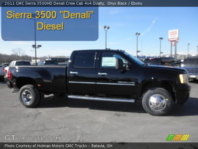 2011 GMC Sierra 3500HD Denali Crew Cab 4x4 Dually in Onyx Black