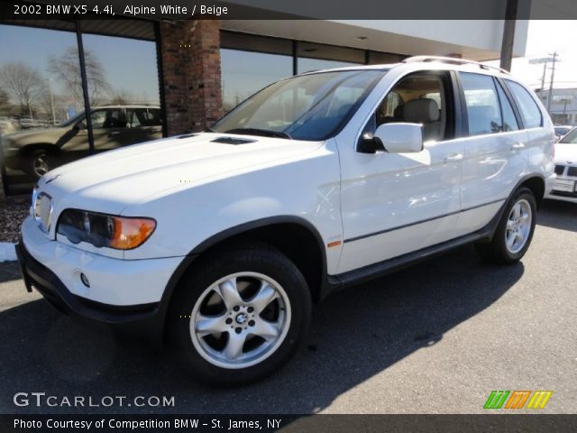 2002 BMW X5 4.4i in Alpine White