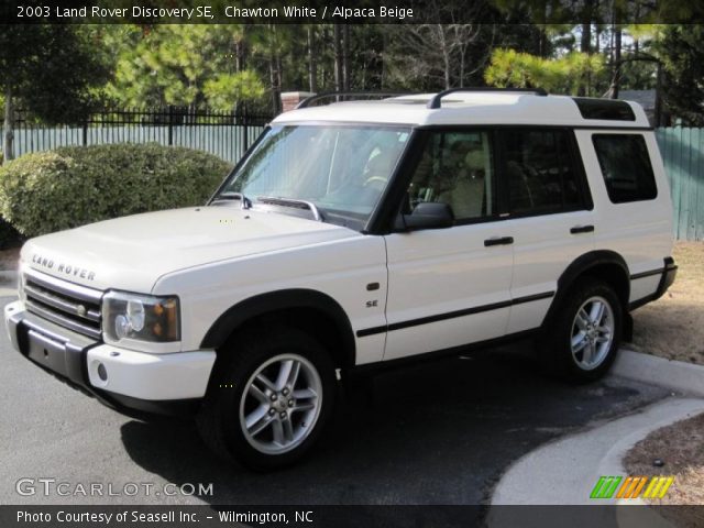 2003 Land Rover Discovery SE in Chawton White