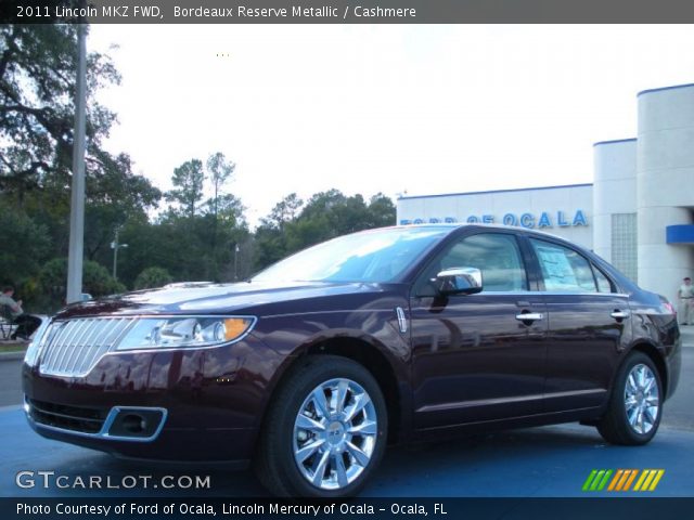 2011 Lincoln MKZ FWD in Bordeaux Reserve Metallic