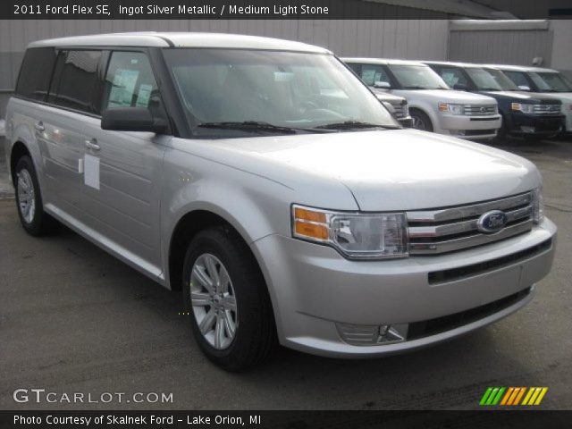 2011 Ford Flex SE in Ingot Silver Metallic