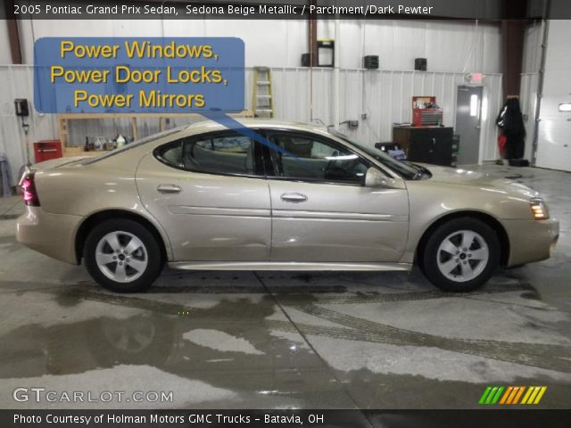 2005 Pontiac Grand Prix Sedan in Sedona Beige Metallic