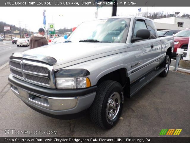 2001 Dodge Ram 1500 SLT Club Cab 4x4 in Bright Silver Metallic