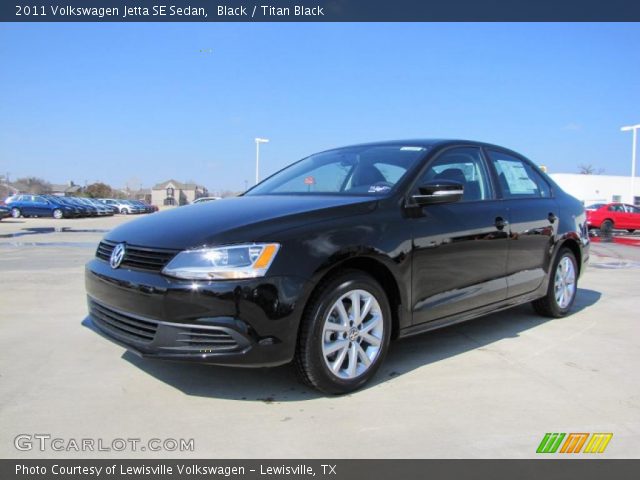 2011 Volkswagen Jetta SE Sedan in Black