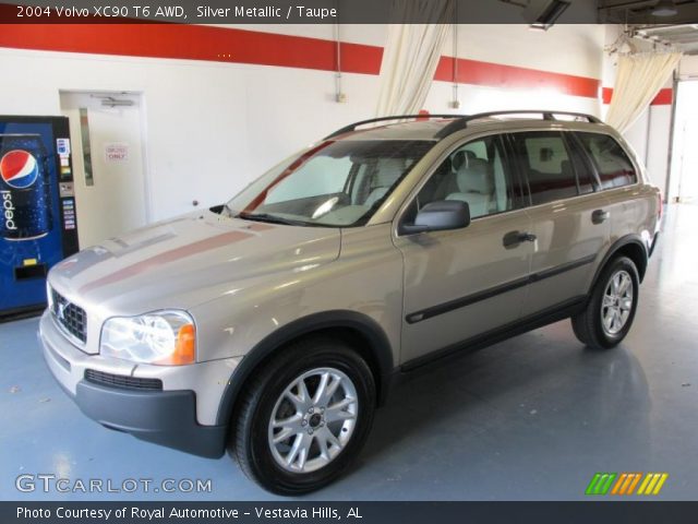 2004 Volvo XC90 T6 AWD in Silver Metallic