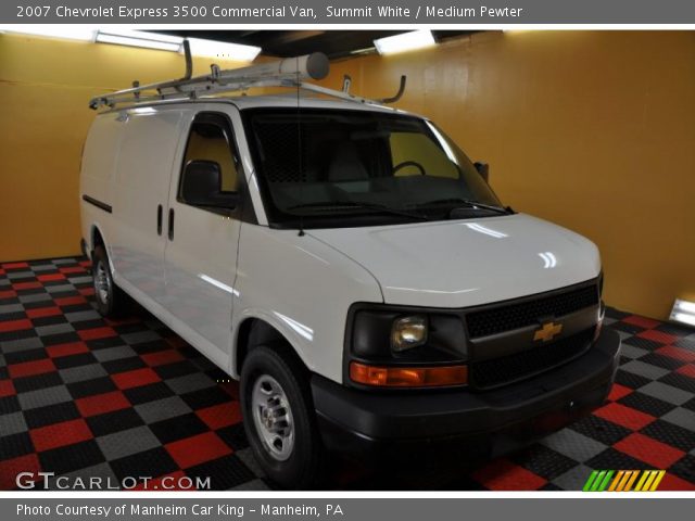 2007 Chevrolet Express 3500 Commercial Van in Summit White