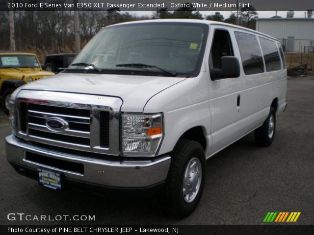 2010 Ford E Series Van E350 XLT Passenger Extended in Oxford White