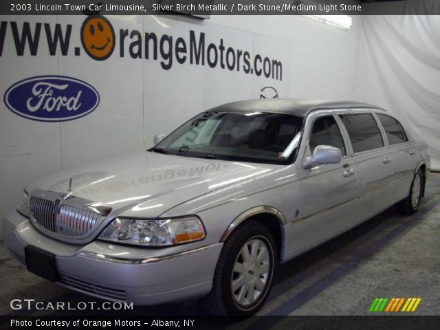 2003 Lincoln Town Car Limousine in Silver Birch Metallic