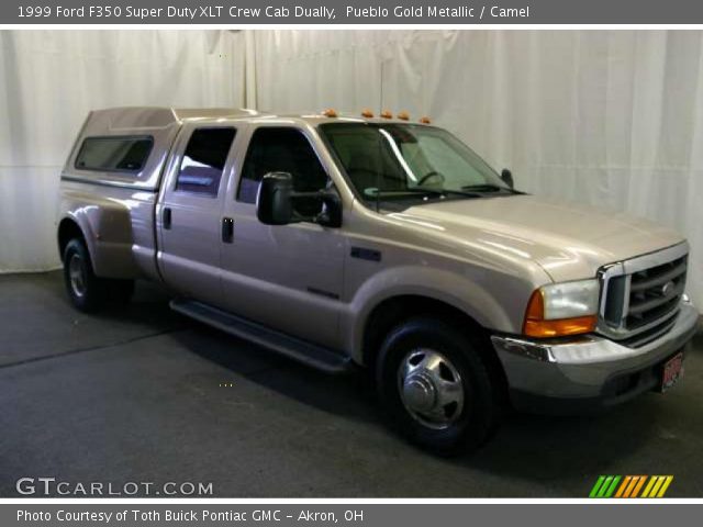 1999 Ford F350 Super Duty XLT Crew Cab Dually in Pueblo Gold Metallic