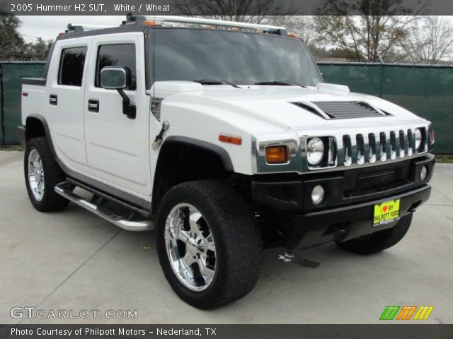 2005 Hummer H2 SUT in White