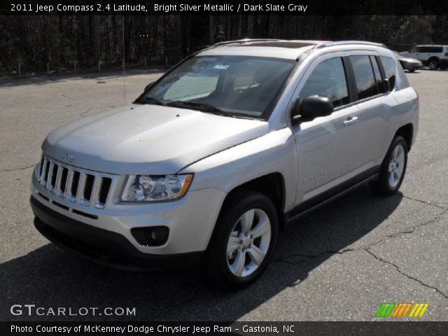 2011 Jeep Compass 2.4 Latitude in Bright Silver Metallic