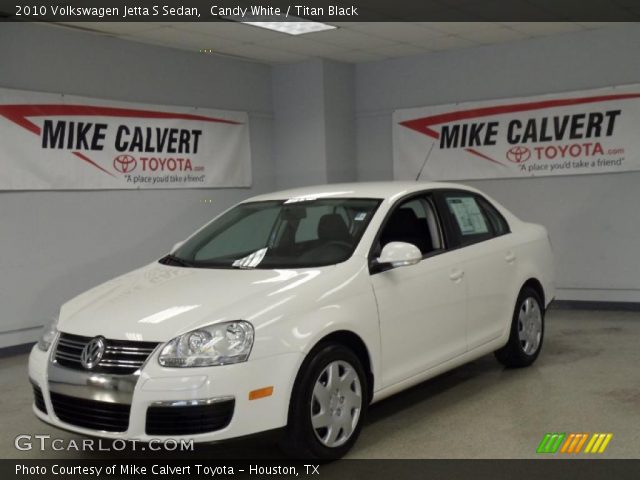 2010 Volkswagen Jetta S Sedan in Candy White