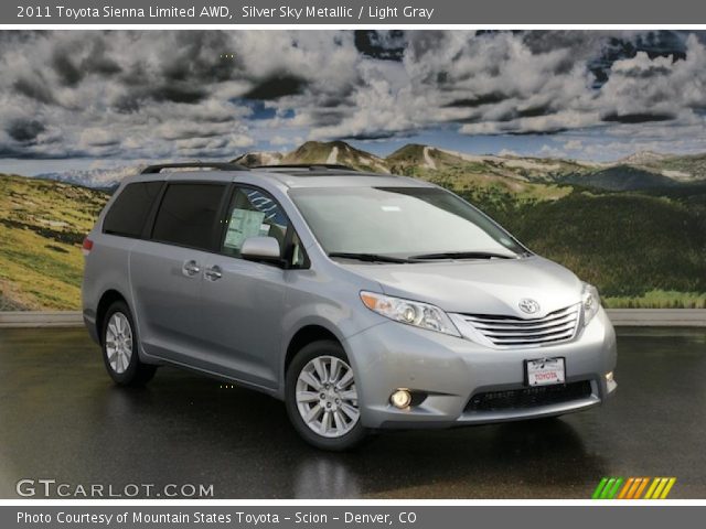 2011 Toyota Sienna Limited AWD in Silver Sky Metallic