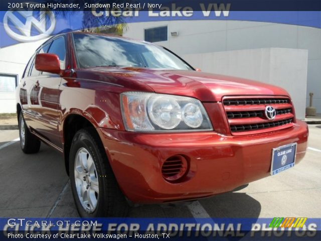 2001 Toyota Highlander  in Sundown Red Pearl