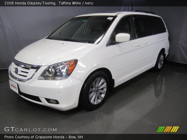 2008 Honda Odyssey Touring in Taffeta White