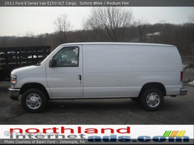 2011 Ford E Series Van E150 XLT Cargo in Oxford White